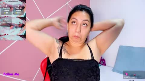 Snapshot of krissttal__ chatting on September 14, 10:38 am kristal online show from September 14, 10:38 am