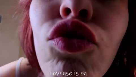 Sarah online show from April 10, 1:22 am