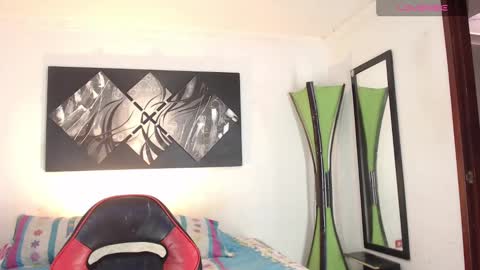 Andrea online show from November 12, 6:54 pm