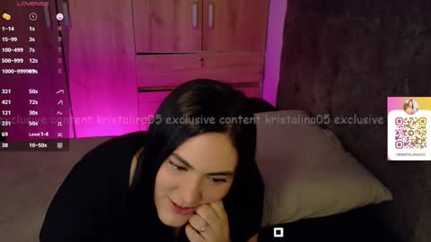 Snapshot of kristalina5 chatting on September 20, 1:52 am camila online show from September 20, 1:52 am