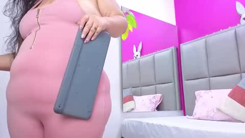 Krista Ritter online show from March 5, 4:32 am