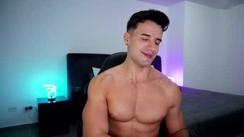 Snapshot of krops_ chatting on February 15, 8:22 am KROPS online show from February 15, 8:22 am