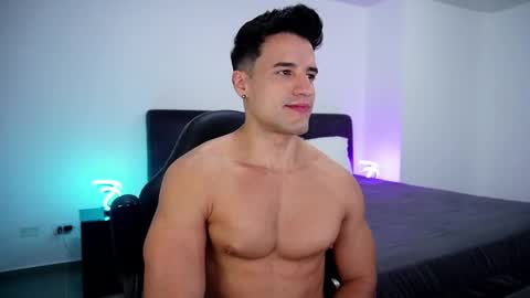 Snapshot of krops_ chatting on February 26, 5:13 am KROPS online show from February 26, 5:13 am