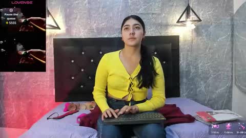 Kystal Taylor online show from October 1, 11:31 am