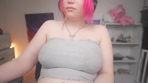 Krystal Syx online show from January 8, 6:25 pm