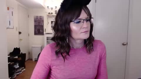 Cait online show from January 17, 12:09 am