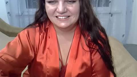 kurkuma_ online show from February 11, 5:28 pm