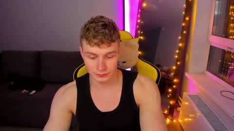 kurt_hanssen online show from April 10, 7:40 pm