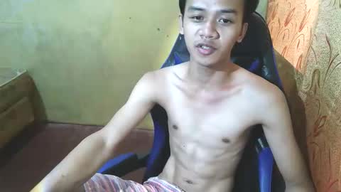 kurtxxx07 online show from November 25, 2:32 am