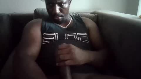 Snapshot of kushgod711 chatting on December 21, 5:40 pm kgbbc9 online show from December 21, 5:40 pm