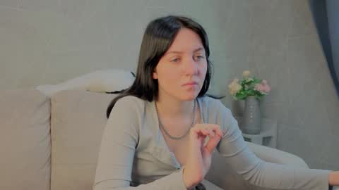 Snapshot of kvetachka chatting on September 28, 1:25 am Kvetachka Thu-Sun 0900am-1500pmGTM2 online show from September 28, 1:25 am