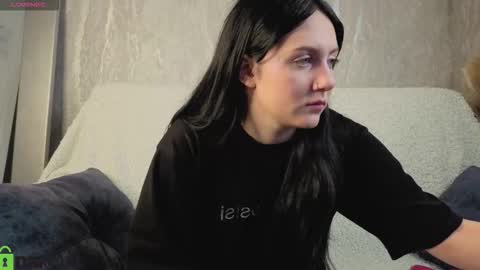 Snapshot of kvetachka chatting on October 7, 3:02 am Kvetachka Thu-Sun 0900am-1500pmGTM2 online show from October 7, 3:02 am