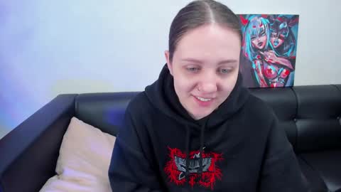 Snapshot of kvetachka chatting on February 9, 12:49 am Kvetachka Thu-Sun 0900am-1500pmGTM2 online show from February 9, 12:49 am