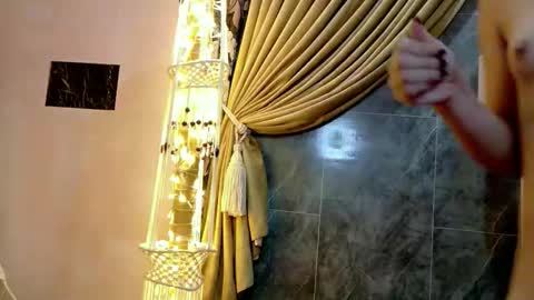 Kween online show from October 3, 12:42 am