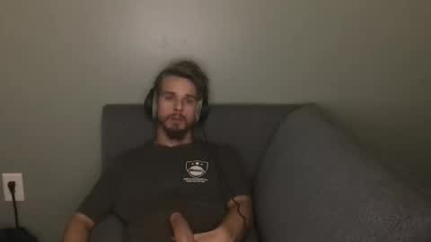 Snapshot of kxng222 chatting on October 28, 10:27 am kxng222 online show from October 28, 10:27 am