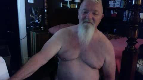 Snapshot of kyhgihntight chatting on October 27, 5:51 am Nick Nude Celt KYHighNTight online show from October 27, 5:51 am