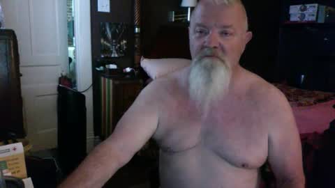 Snapshot of kyhgihntight chatting on September 10, 5:47 pm Nick Nude Celt KYHighNTight online show from September 10, 5:47 pm