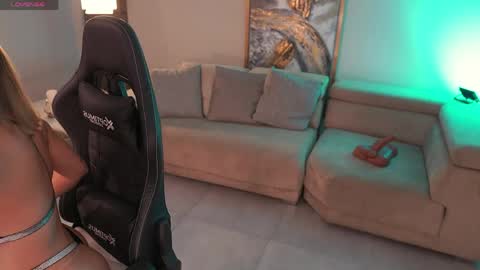 I am Kyla online show from April 2, 12:01 pm