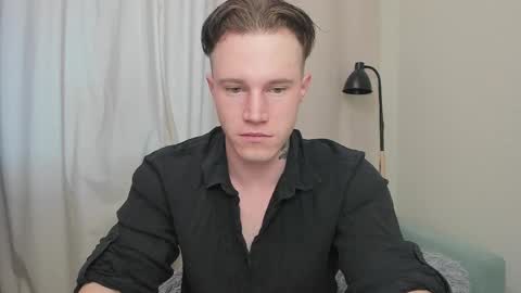 Snapshot of kyle_4u chatting on March 5, 5:40 am Kyle online show from March 5, 5:40 am