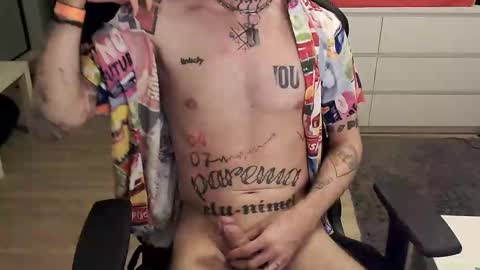 Snapshot of kyle_alternative chatting on February 12, 1:52 am Kyle online show from February 12, 1:52 am