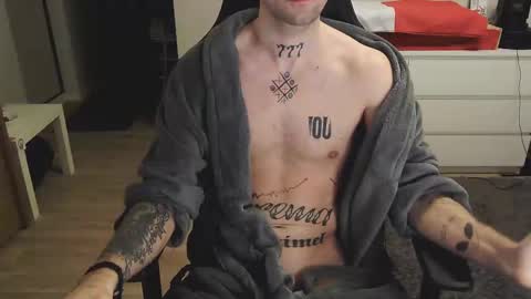 Snapshot of kyle_alternative chatting on February 15, 6:23 pm Kyle online show from February 15, 6:23 pm