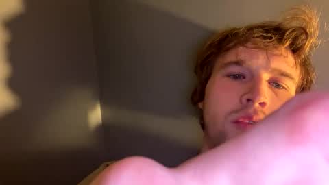 kylelovepussy69 online show from February 26, 9:44 am