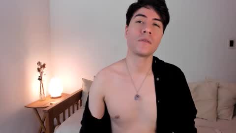 Kylian Zarate online show from November 20, 2:32 am