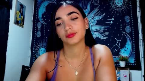 Snapshot of kylie_capricorn chatting on September 25, 12:06 am kylie online show from September 25, 12:06 am