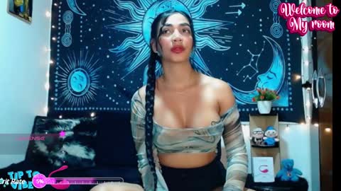 Snapshot of kylie_capricorn chatting on January 20, 1:11 pm kylie online show from January 20, 1:11 pm