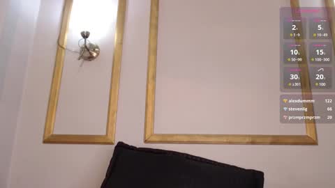 Snapshot of kylie_golden chatting on March 3, 3:00 pm Kylie Myers online show from March 3, 3:00 pm