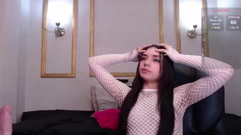 Snapshot of kylie_golden chatting on February 27, 11:50 am Kylie Myers online show from February 27, 11:50 am