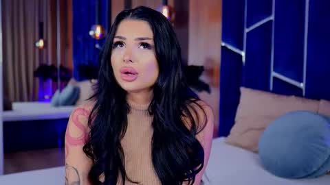 Kylie online show from December 20, 10:50 pm