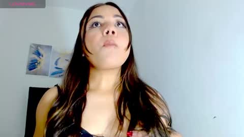 Snapshot of kylie_loveee chatting on September 30, 8:19 pm Paola online show from September 30, 8:19 pm
