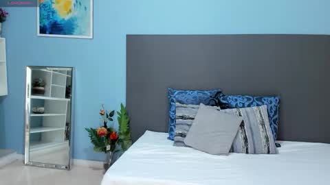 Kylie Reyes  online show from October 27, 7:25 pm