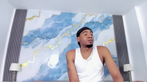 Kaylie And Jhony online show from November 12, 8:22 pm