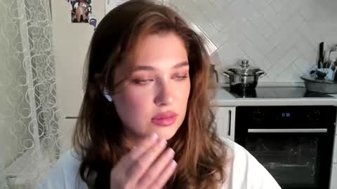 Snapshot of kylieblond chatting on September 9, 9:15 pm Din online show from September 9, 9:15 pm