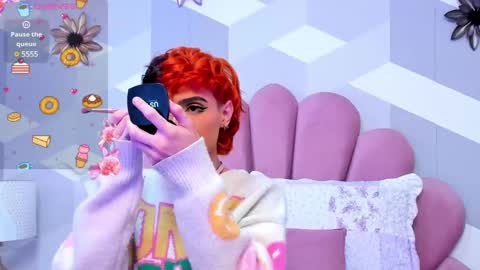 Snapshot of kyliemonnet chatting on February 22, 4:30 pm Kylie jl online show from February 22, 4:30 pm