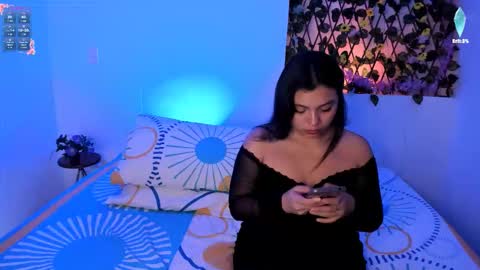Snapshot of kylietimothee chatting on September 27, 4:05 pm kylietimothee online show from September 27, 4:05 pm