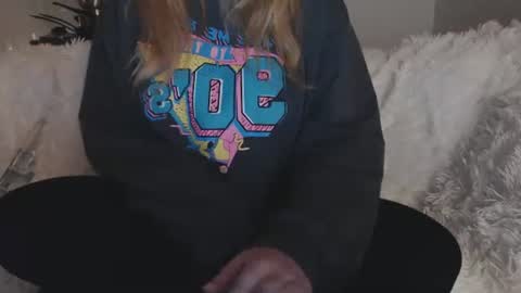 Snapshot of kymchi chatting on October 11, 12:48 am Check Out My NSFW OnlyFans Link On Bio online show from October 11, 12:48 am