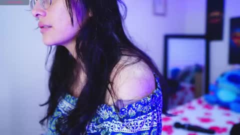 Snapshot of kyomi_chang chatting on February 18, 12:17 pm Kyomi online show from February 18, 12:17 pm