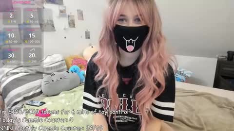 Kyra Wild online show from November 13, 10:12 pm