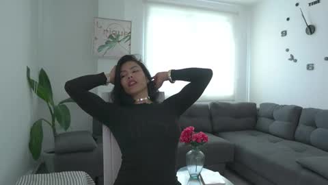 schedule 300 pm - 1100pm colombia time online show from March 19, 8:25 pm