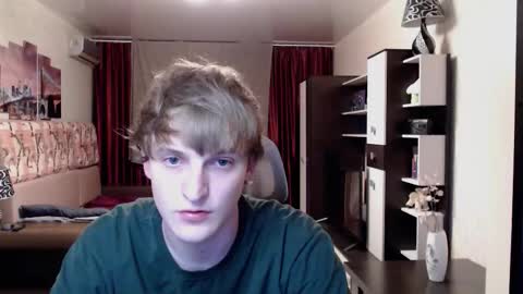 Snapshot of l1onkennedy chatting on September 14, 8:32 pm l1onkennedy online show from September 14, 8:32 pm