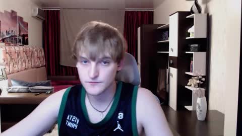 Snapshot of l1onkennedy chatting on September 11, 8:10 pm l1onkennedy online show from September 11, 8:10 pm