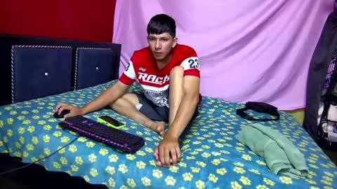 l_miguel_x online show from October 22, 11:45 am