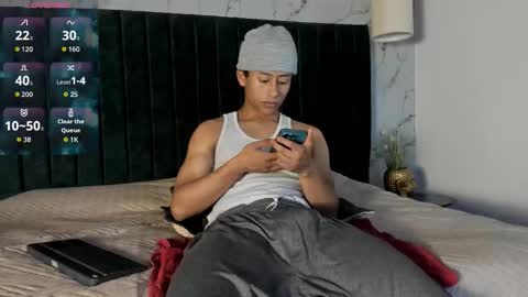 labrinthteasing online show from September 24, 12:45 pm