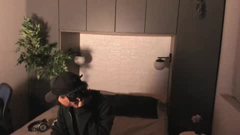 labrinthteasing online show from December 19, 12:22 pm