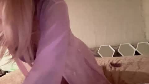 laceluxleather online show from February 12, 3:54 am