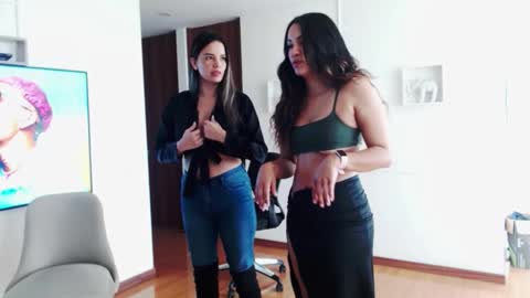 Jazmin online show from November 13, 4:20 pm