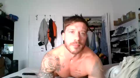 lacrioxcum18 online show from December 15, 6:26 pm